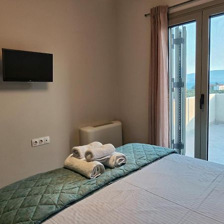 Апартаменты Gythio Mare Apt Mavrovouni  Экстерьер фото