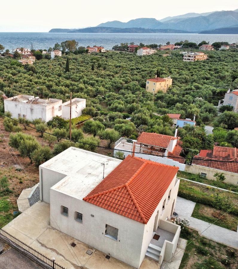 Апартаменты Gythio Mare Apt Mavrovouni  Экстерьер фото